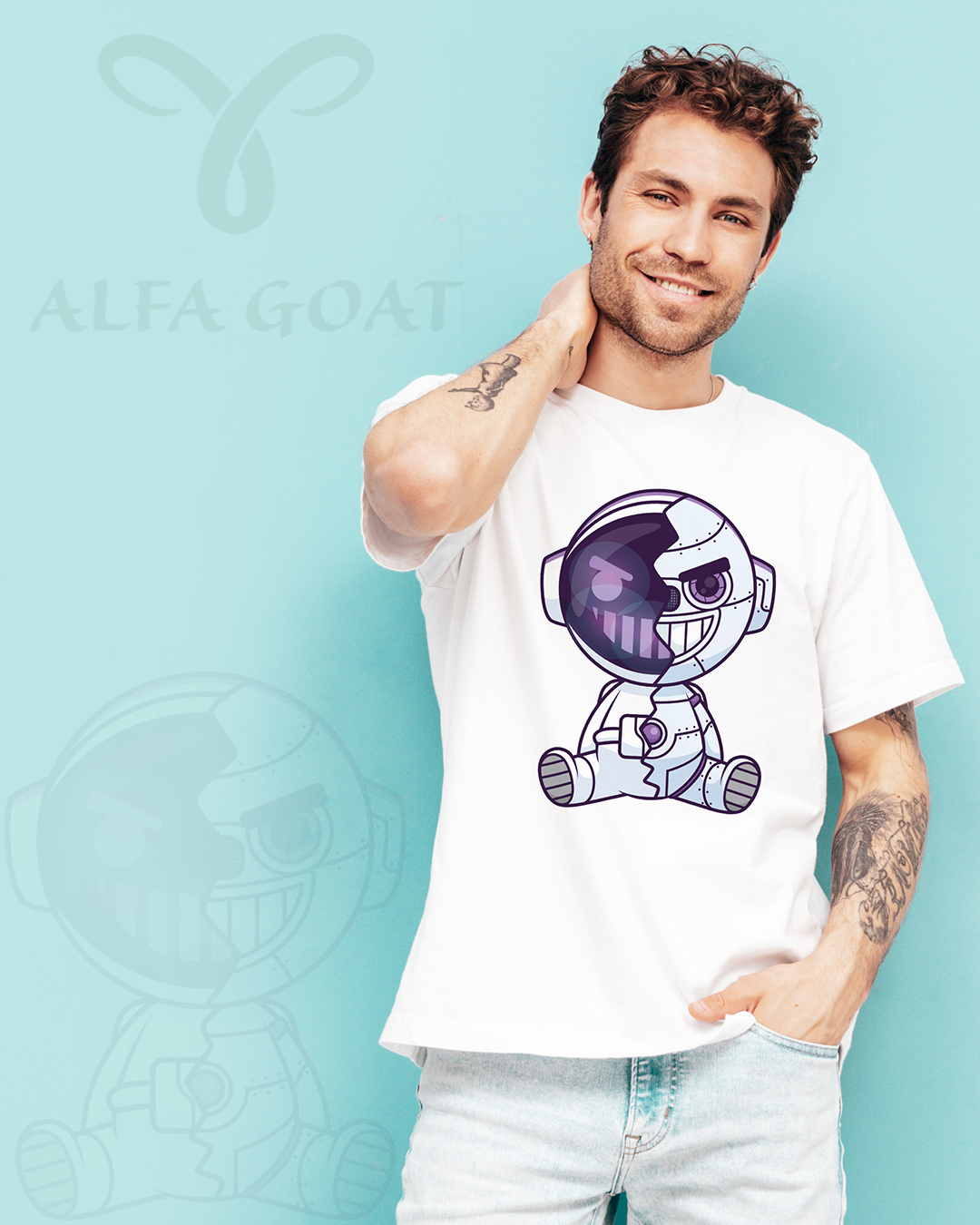 Creepy Grin: Smiling Robot Unisex Oversized T-Shirt